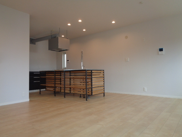 スマートハイムプレイス寒川一之宮戸建の居間・リビング