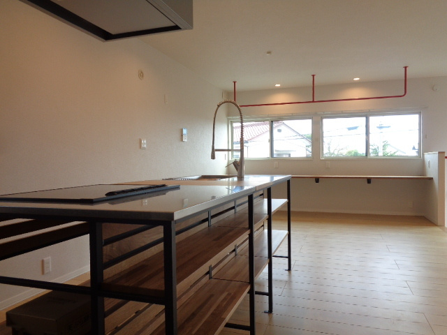 スマートハイムプレイス寒川一之宮戸建の居間・リビング