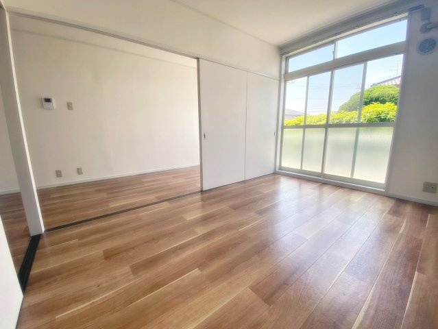 シャンテ中山の居間・リビング|使いやすい居間です