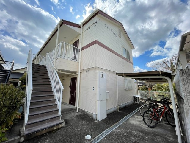 シャンテ中山の外観|外はこのようになっています