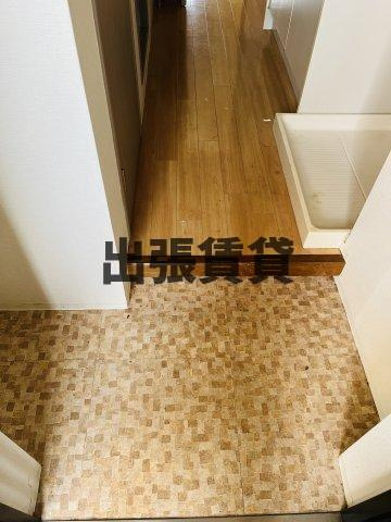 仲介手数料0円！レパラディ3の玄関