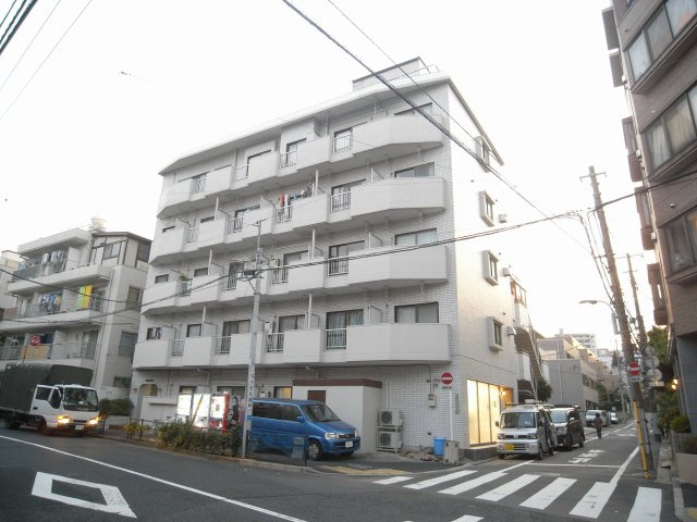 シャンボール小石川の外観
