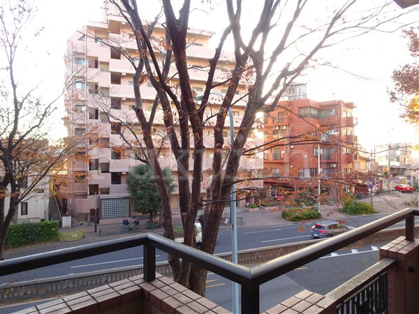 クーネル目黒南の展望