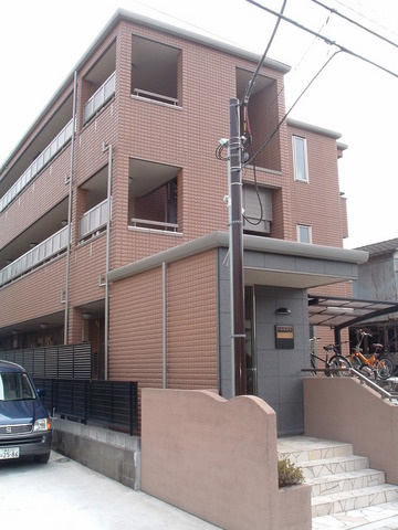 Ｙ．Ｒ．ＦＬＡＴⅡのエントランス|安心のオートロック付エントランス