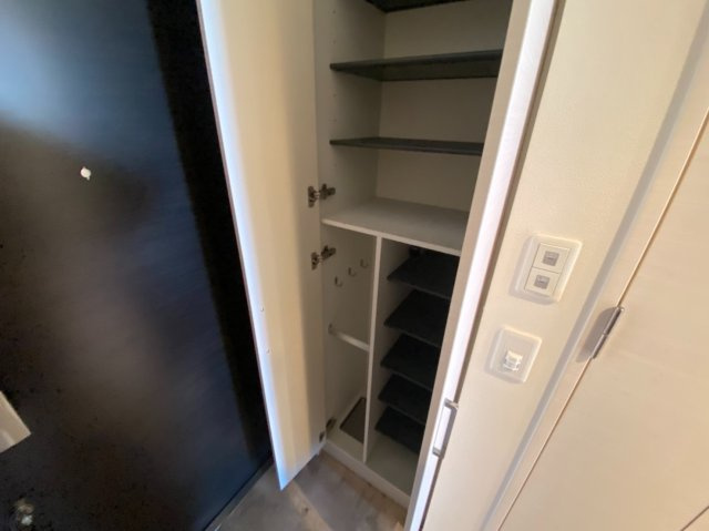 クリスタルグランツ梅田2の収納