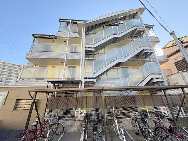 リセスコート1の外観