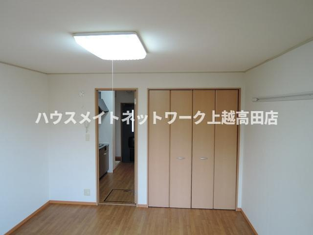 ピュアファインの内装|洋室8.0帖