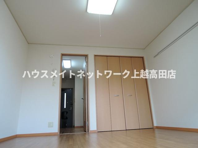 ピュアファインの居間・リビング|洋室8.0帖