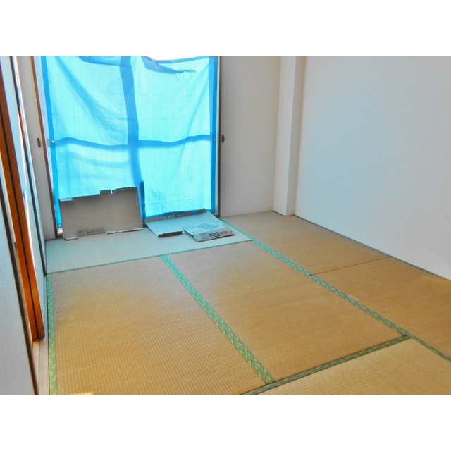 カルフール則武の内装