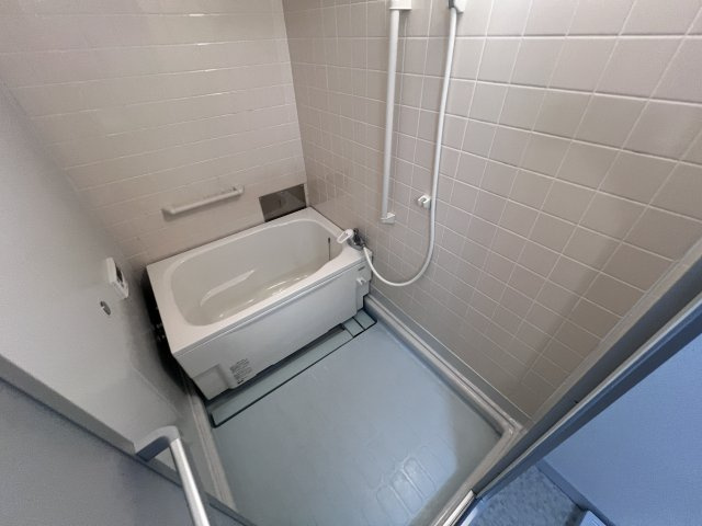 ビレッジハウス志染18号棟の浴室