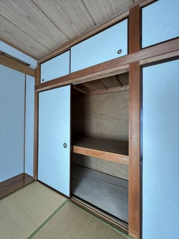 鷲宮貸家の収納