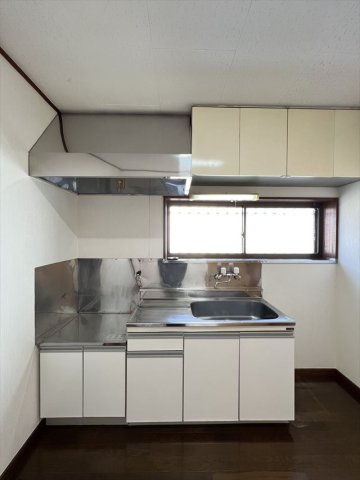 鷲宮貸家のキッチン