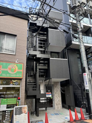 【外観】 | ＩＺＵＭＩ．Ｂ．Ｌ．Ｄ