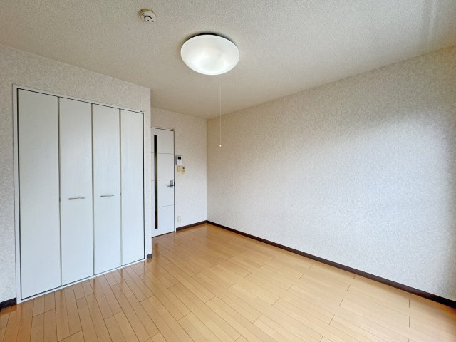 リリックコートアン・シャトーの洋室