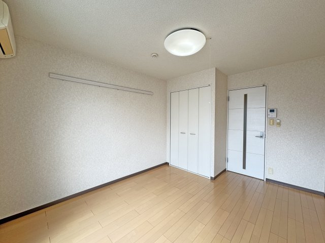 リリックコートアン・シャトーの洋室