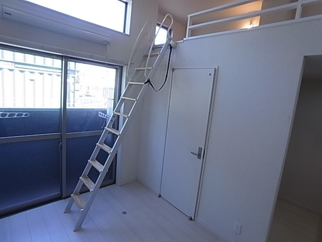 神戸市長田区二番町４丁目のアパート