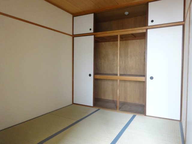 和田ビルの収納