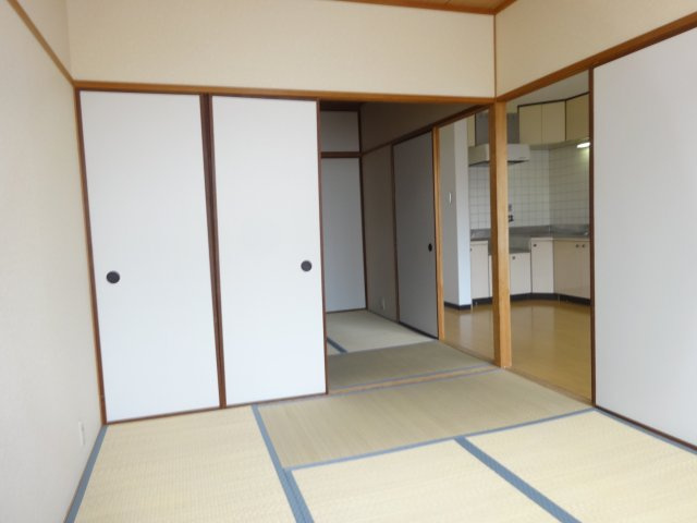 和田ビルの和室