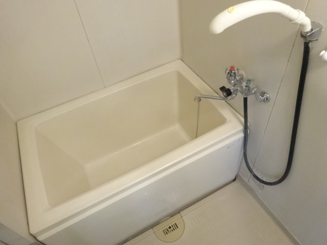 和田ビルの浴室