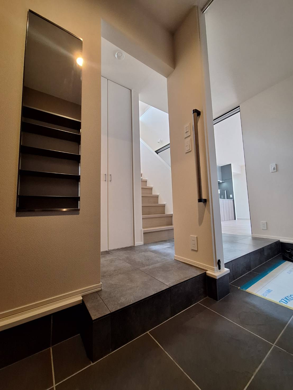 BLUE　STELLA　横濱山手のロビー