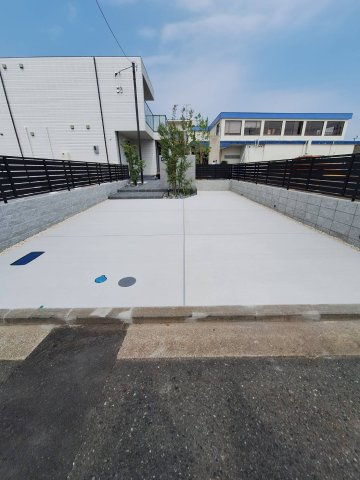 BLUE　STELLA　横濱山手の駐車場