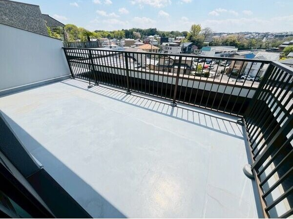 レジーナマルフクのバルコニー