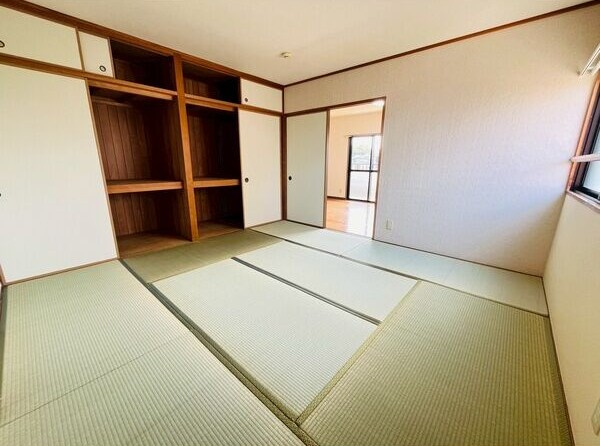 レジーナマルフクの寝室