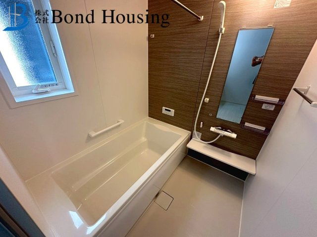 日当たり良好・お車並列２台・神陵台　全２棟 ２号棟