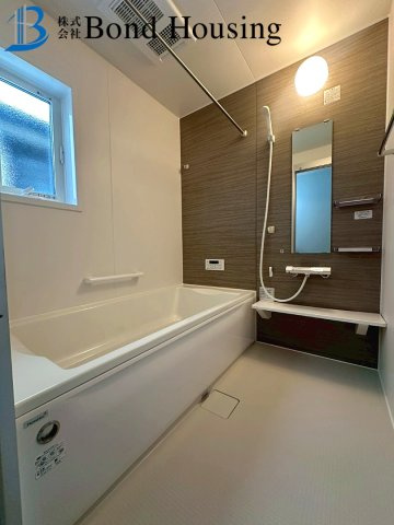 日当たり良好・お車並列２台・神陵台　全２棟 ２号棟