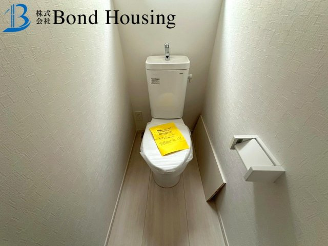 日当たり良好・お車並列２台・神陵台　全２棟 ２号棟