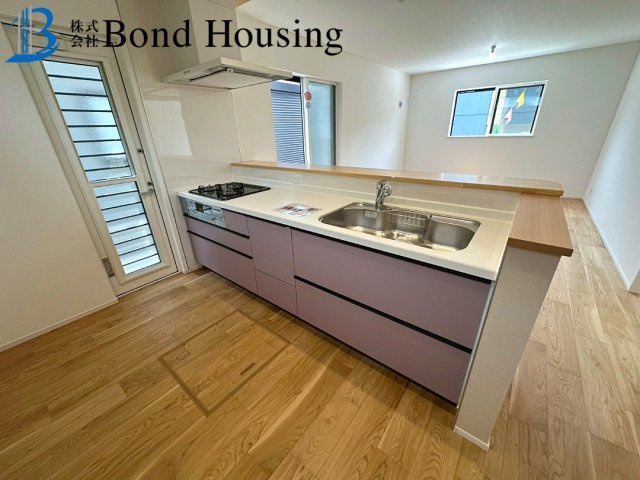 南東と南西の角地・お車並列２台・神陵台　全２棟 1号棟