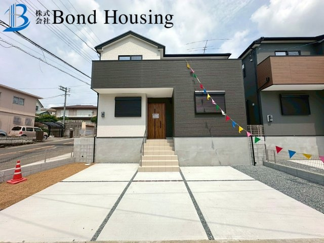 南東と南西の角地・お車並列２台・神陵台　全２棟 1号棟