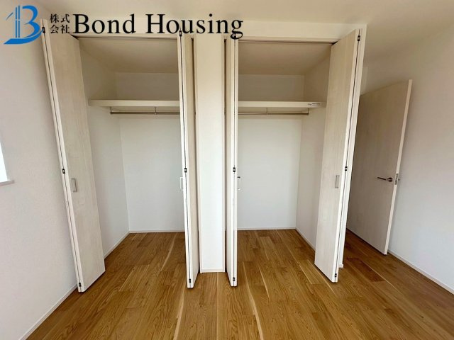 南東と南西の角地・お車並列２台・神陵台　全２棟 1号棟