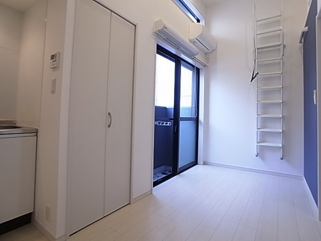 神戸市長田区長田天神町１丁目のアパートの居間・リビング|リビング