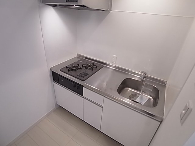神戸市長田区長田天神町１丁目のアパートのキッチン|システムキッチン（ガス２口）