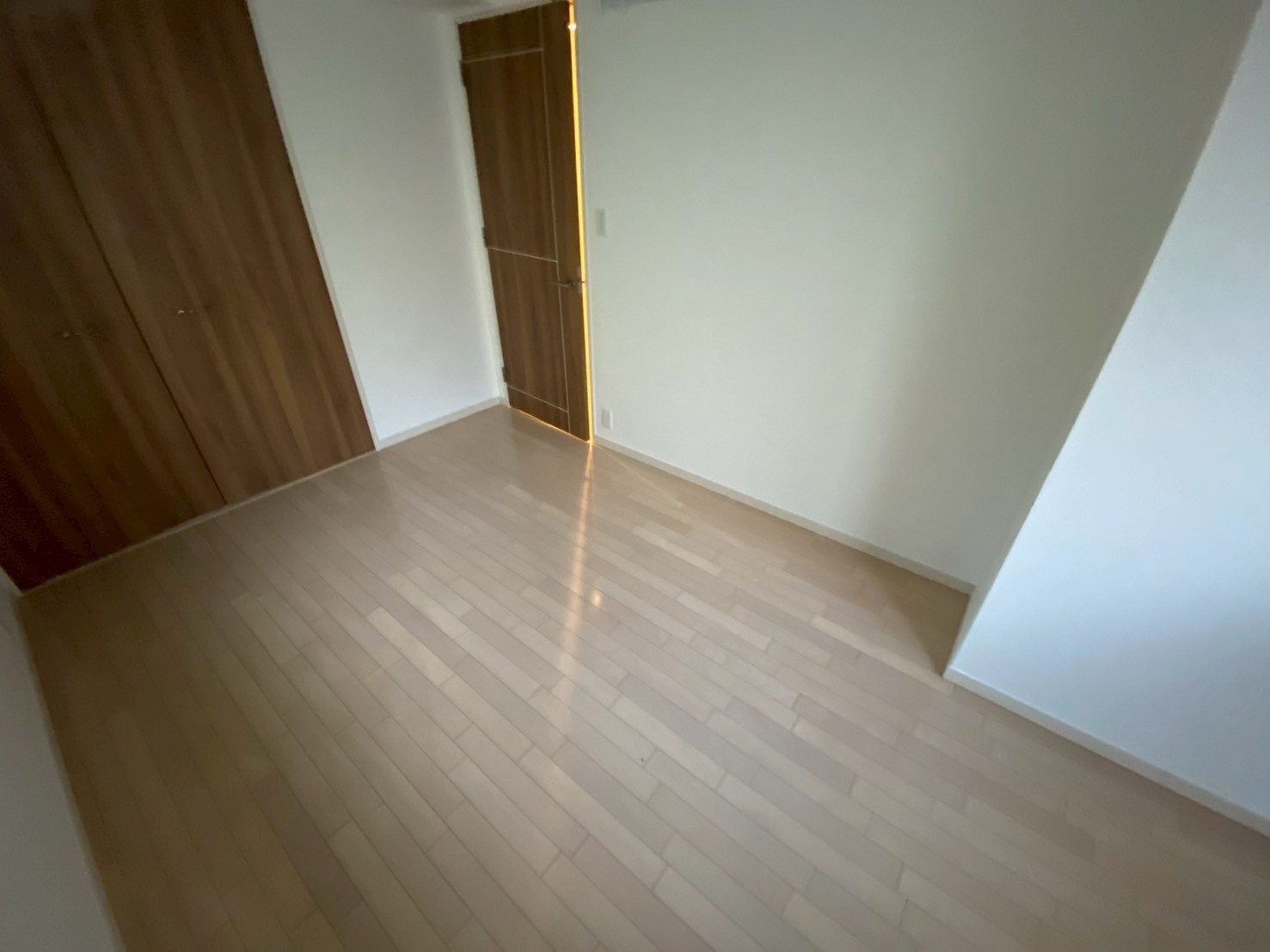 プランドール西岡本の内装