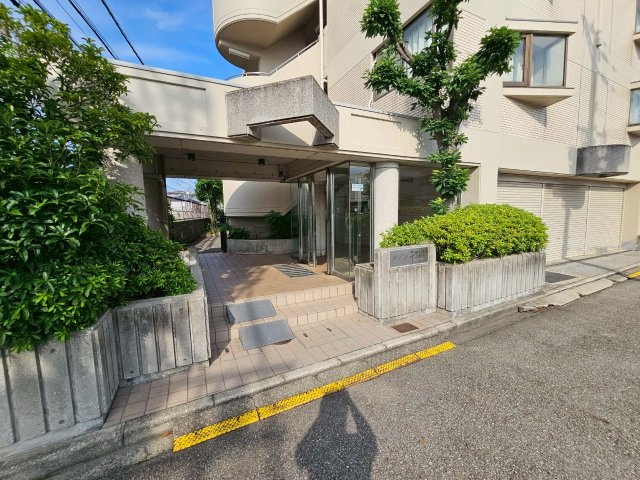 メゾン打出のエントランス