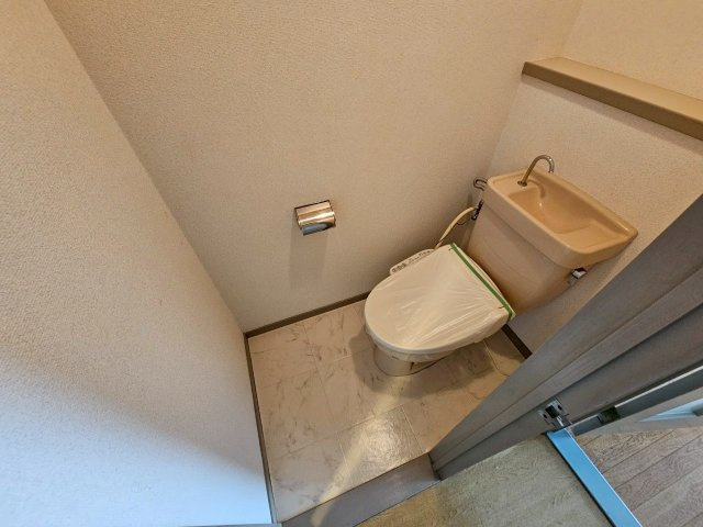 メゾン打出のトイレ