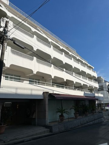 原宿プラザビルの外観