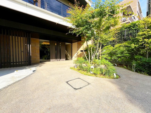 ラ・アトレレジデンス新百合ヶ丘の画像