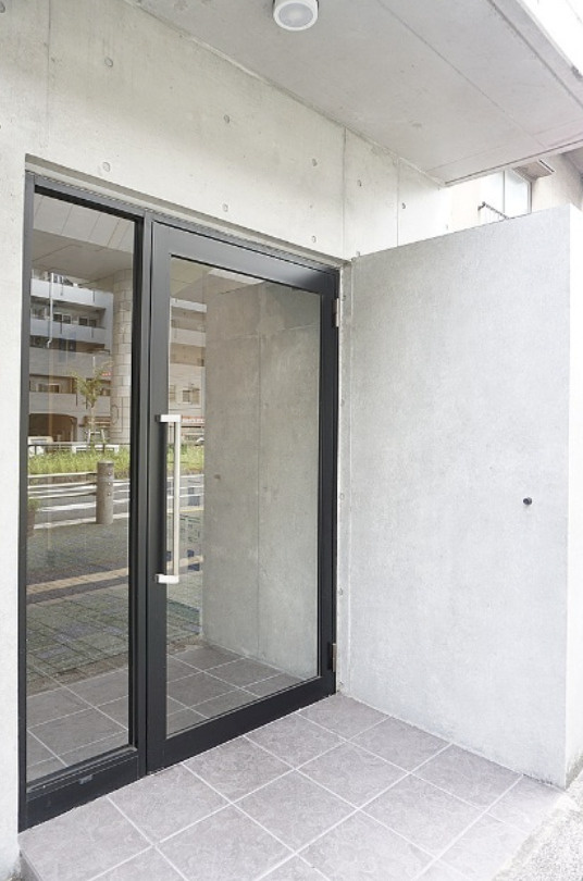 Bee Flatsのエントランス