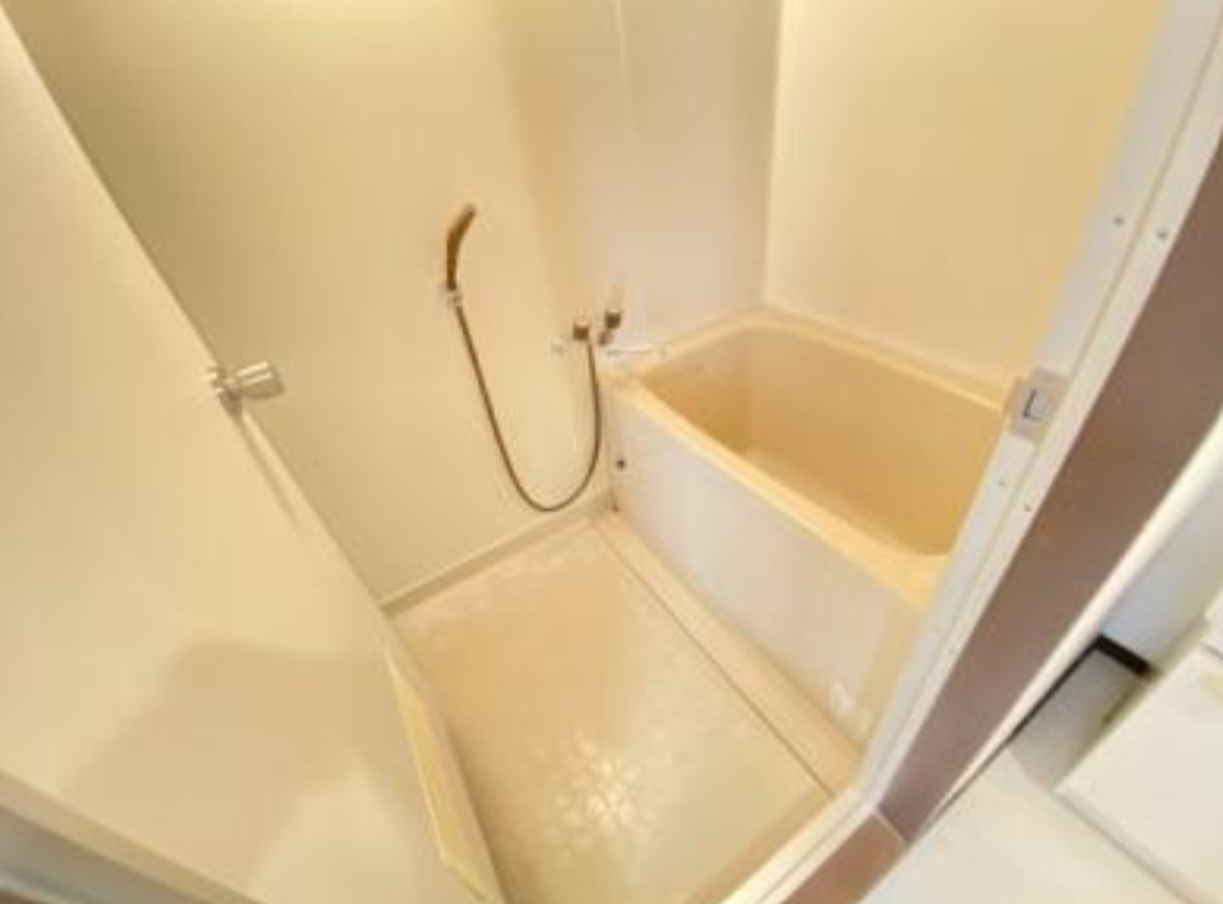 豊田市月見町2丁目　一棟マンション　好立地物件の浴室