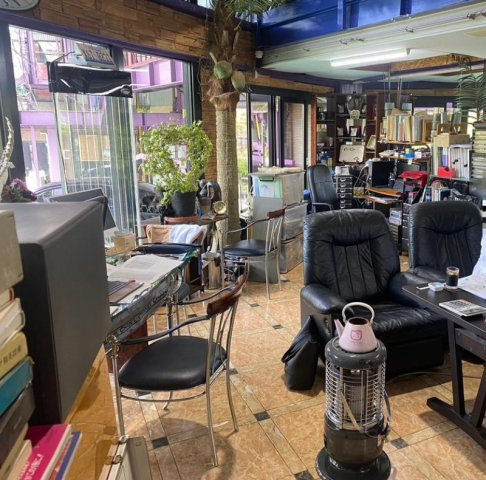 富田林市新家２丁目　店舗事務所　170号線沿いの内装