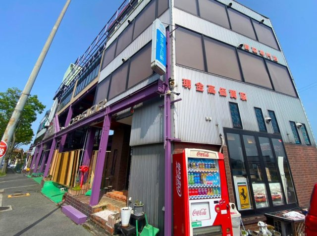 富田林市新家２丁目　店舗事務所　170号線沿いの外観