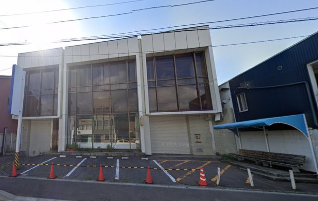 石川県金沢市東山3丁目　一棟売ビル　旧福井銀行の外観