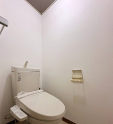 岸和田市堺町　一棟マンションのトイレ