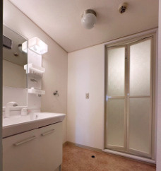 岸和田市堺町　一棟マンションの独立洗面台