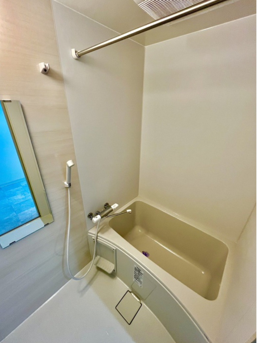 東大阪市柏田西1丁目　一棟アパート　満室稼働中の浴室