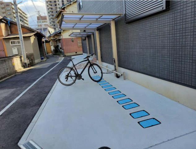 泉佐野市元町　一棟収益アパートの駐輪場