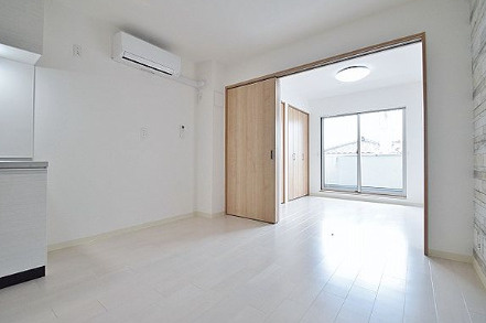 大阪市住之江区南加賀屋4丁目　一棟マンション　満室稼働中の洋室